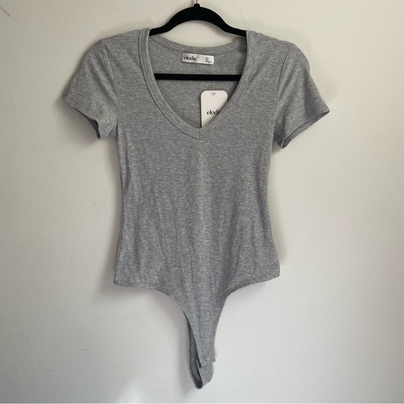 Nordstrom Elodie Grey Ribbed V-Neck Bodysuit - Picture 2 of 4